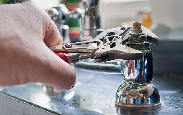 Best Water damage restoration specialists  in Sharpsburg, PA